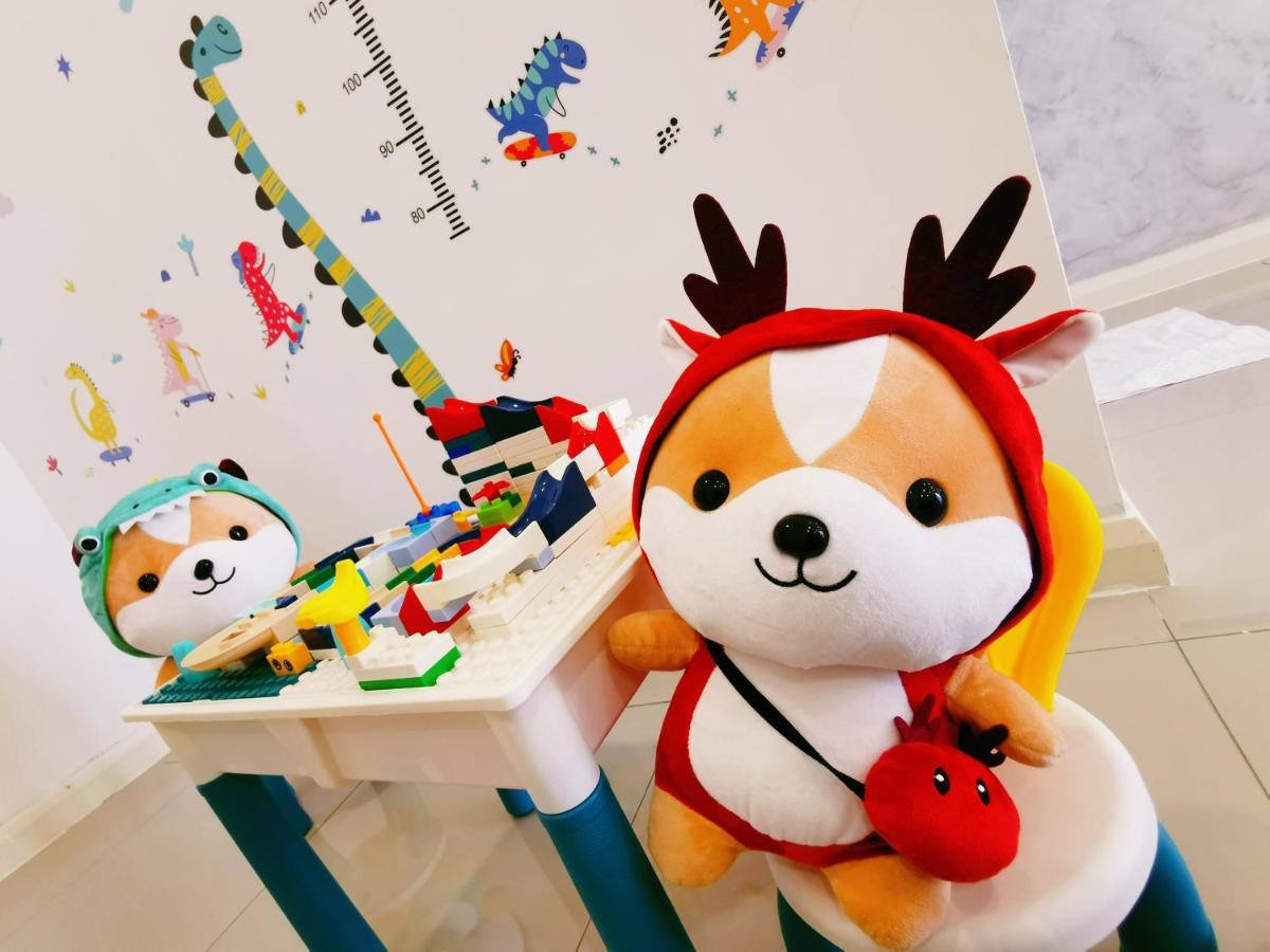 Legoland-Happyrainbow Suite At D'Pristine-8Pax With Lakeview 누사자야 외부 사진